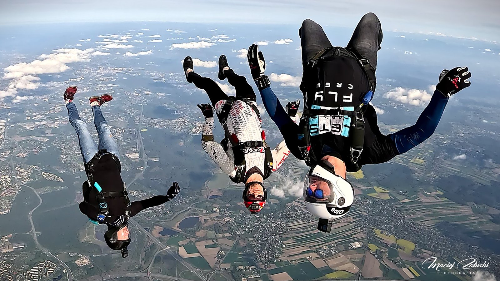 skydiving (8)